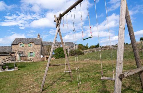Massegros Causses Gorges House | Gite la vieille ecole au bruel des vignes