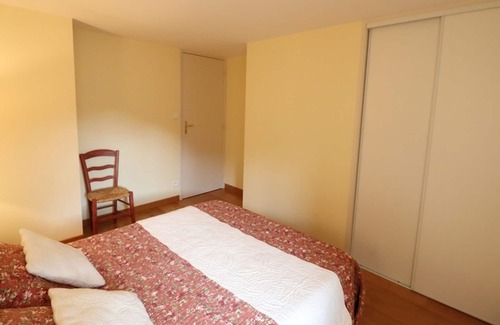 Lapeyrugue Cottage | Gite Lapeyrugue, 2 bedrooms, 4 persons