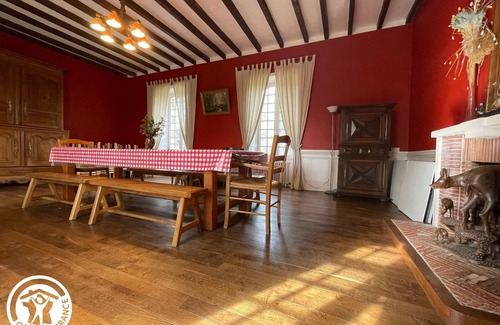 Le Champ-Saint-Pere Cottage | Gite Le Champ-Saint-Père, 3 bedrooms, 8 persons