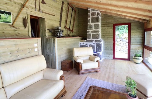 Le Falgoux Cottage | Gite Le Falgoux, 2 bedrooms, 5 persons