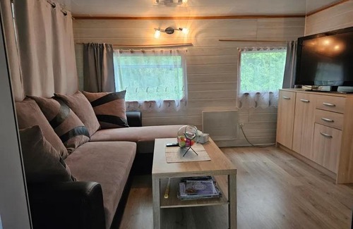 Champneuville House | Gite le Martin Pêcheur au bord du Canal de lEst e