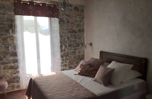 Chandolas Other | Gîte le Mas Félicé, magnificent Ardèche farmhouse at the foot of the Ardèche mountains.