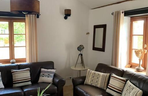 Le Champ-Saint-Pere House | Gite Les CIGOGNES