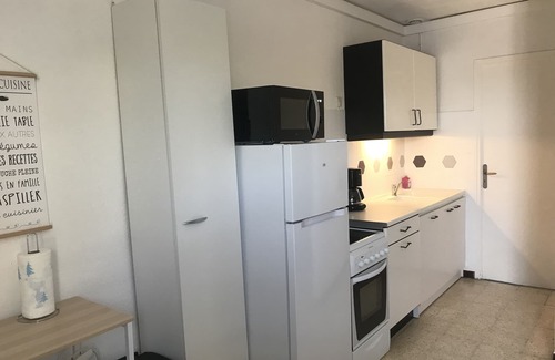 Salavas Cottage | GITE LES OLIVIERS- MAS DU VIEUX CHENE-