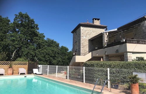 Salavas Cottage | GITE LES OLIVIERS- MAS DU VIEUX CHENE-