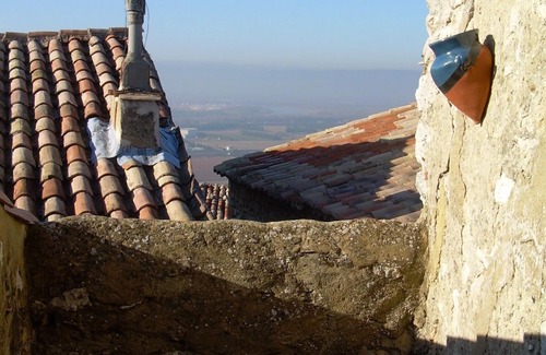 La Garde-Adhemar House | Gite Les Remparts in La Garde Adhémar (Drôme Provençale)