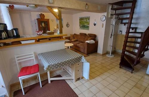 Izeste House | GITE "LES SAPINS"