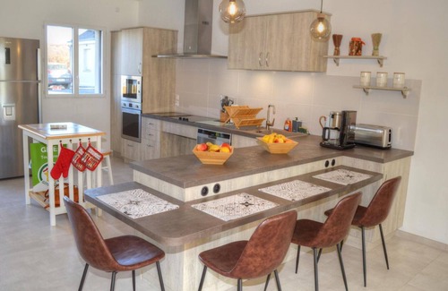 Loche-sur-Indrois Cottage | Gite Loché-sur-Indrois, 6 bedrooms, 12 persons