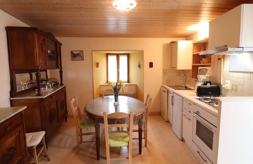 Lorcieres Cottage | Gite Lorcières, 2 bedrooms, 4 persons