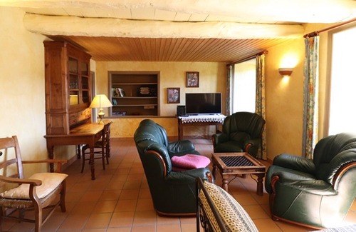 Lorcieres Cottage | Gite Lorcières, 3 bedrooms, 5 persons