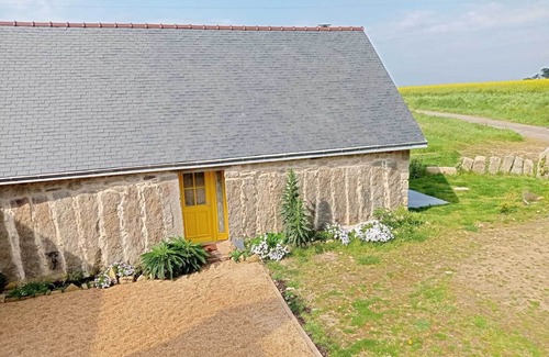 Tregunc House | Gite Mell, le Melen: sea view, les Glénans and Trévignon ponds, beach 300 m'away
