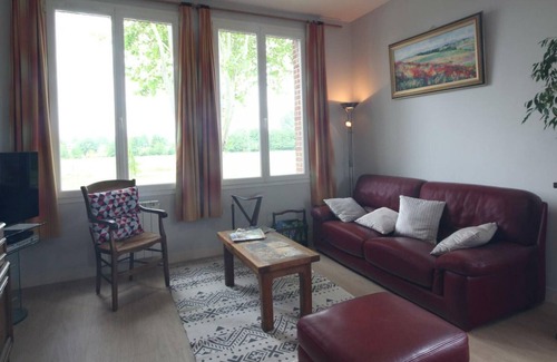 Mesnieres-en-Bray House | Gite Mesnières-en-Bray, 3 bedrooms, 6 persons