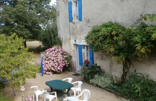 Milhac-de-Nontron Cottage | Gite Milhac-de-Nontron, 2 bedrooms, 5 persons