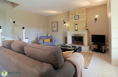 Sainte-Colombe House | Gite Moya - Sainte-colombe