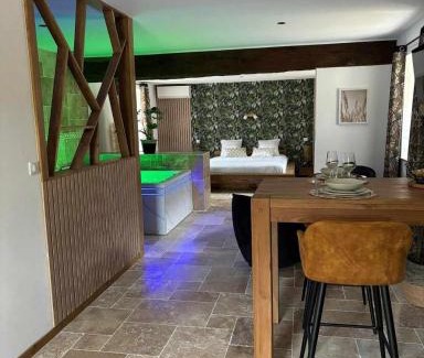Etriche House | Gite Nature au Château du Pré Neuf