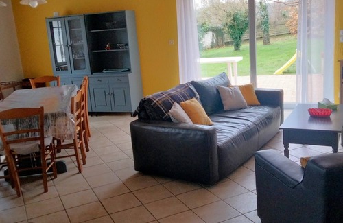 Pruniers-en-Sologne House | Gite near Beauval Zoo, Chambord, Cheverny, Chenonceau, Blois castles