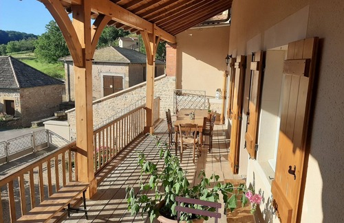 Jalogny Apartment | Gîte "near the wash house