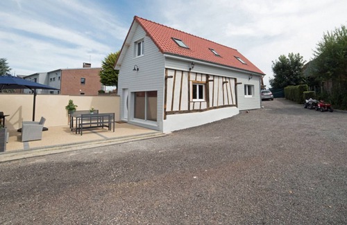 Neufchatel-en-Bray House | Gite Neufchâtel-en-Bray, 2 bedrooms, 4 persons