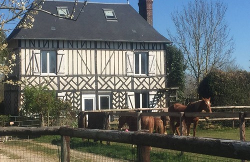 Epaignes House | Gite Normand à Colombages chez Loupi