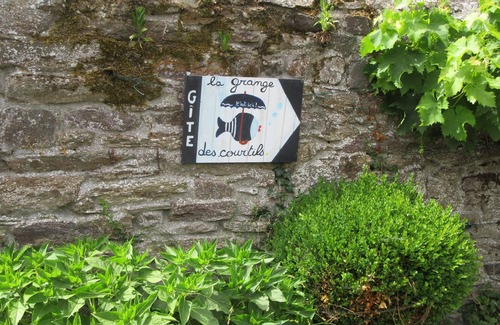 Plouer-sur-Rance Cottage | Gîte of character near Rance near ST Malo, Dinan, Dinard