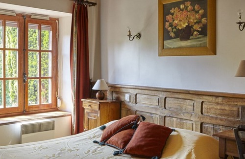 Plouegat-Moysan House | Gite of character in Britanny, peace and comfort, park, restaurant, sea 15km