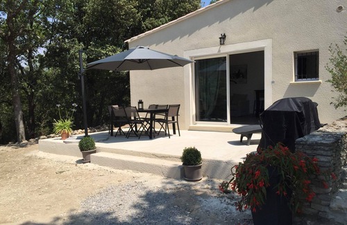 Venasque Cottage | GITE OF CHARM ON THE HEIGHTS OF VENASQUE
