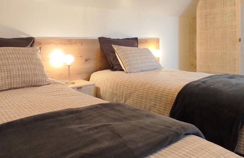 Pierrefonds House | Gite Pierrefonds, 2 bedrooms, 4 persons
