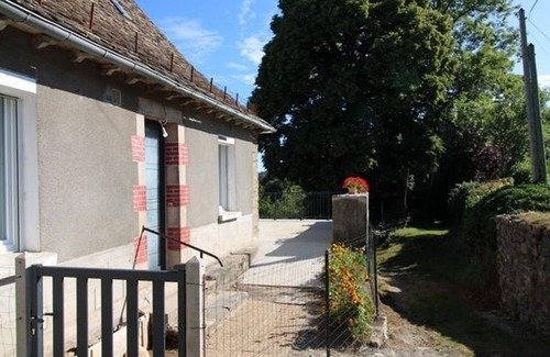 Pleaux Cottage | Gite Pleaux, 3 bedrooms, 6 persons