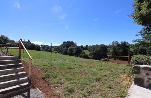 Pleaux Cottage | Gite Pleaux-Loupiac, 2 bedrooms, 4 persons