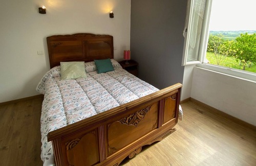 Previnquieres Cottage | Gite Prévinquières, 3 bedrooms, 6 persons