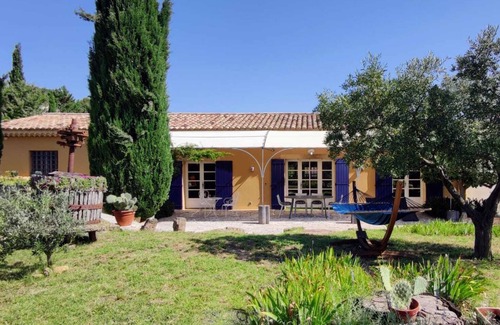 Roquemaure House | Gite Provençal Dans les Vignes Avec Grande Piscine, Entre Orange et Avignon