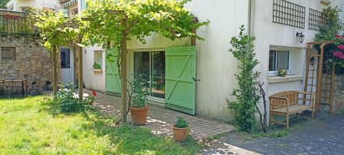 Chambretaud House | Gite Puydufou -5kms- La Séraphina, 2 à 6 personnes