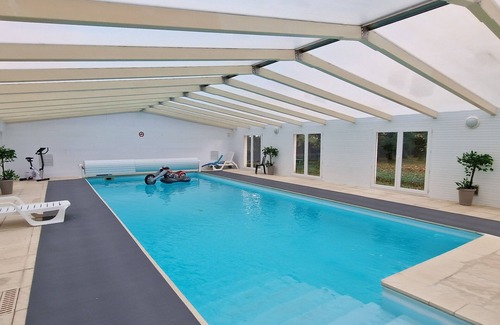 Chenou House | Gîte Rosier sleeps 5 with heated pool