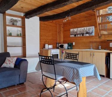 Laniscat Apartment | Gite rustique en Centre Bretagne