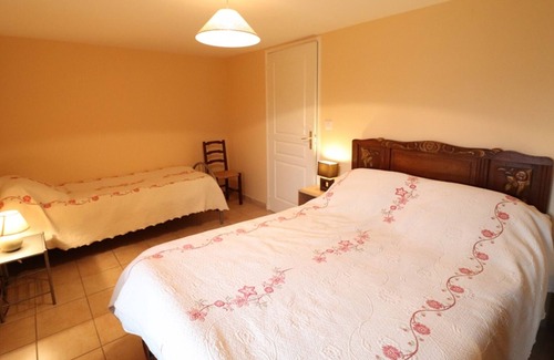 Saint-Etienne-de-Maurs Cottage | Gite Saint-Étienne-de-Maurs, 1 bedroom, 3 persons