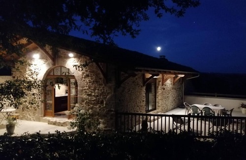 Saint-Etienne-de-Maurs Cottage | Gite Saint-Étienne-de-Maurs, 3 bedrooms, 6 persons