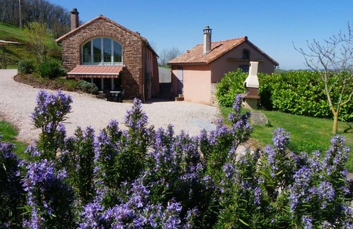 Martrin Cottage | Gite Saint-Juéry, 2 bedrooms, 4 persons