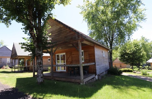 Salers Cottage | Gite Salers, 2 bedrooms, 4 persons