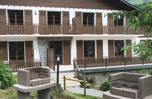 Ax-les-Thermes Apartment | Gite T2 4 * private parking-terrace-sauna-gym-wifi