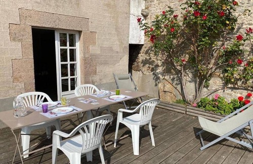 Neville-sur-Mer Cottage | Gite Vicq-sur-Mer, 3 bedrooms, 6 persons