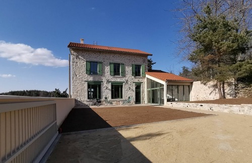 Vielprat Cottage | Gite Vielprat, 2 bedrooms, 4 persons