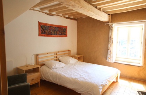 Vienne-en-Arthies Cottage | Gite Vienne-en-Arthies, 4 bedrooms, 8 persons