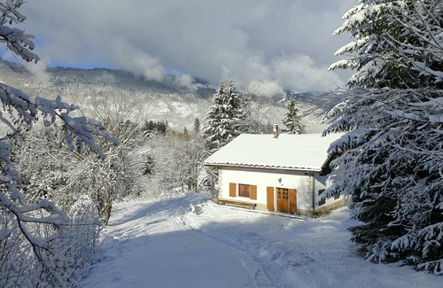 Lans-en-Vercors House | Gite vue Magnifique sur Montagne Dans le Vercors .pas de Voisin Ensoleillé