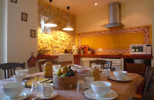 Argelliers House | Gite with a high standard of comfort between the garrigue and the provence