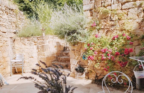 Gourdon House | Gîte with character in the heart of the medieval town of Gourdon