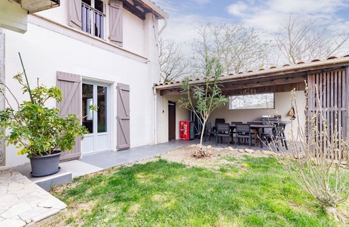 Laurac Villa | Gite with heated pool and air-conditioning in Laurac Lauragais, Castenaudary