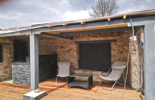 Baron Cottage | GITE WITH HEATED POOL NEAR ASTERIX, DISNEYLAND PARIS