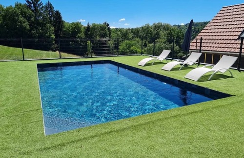 Meyrieux-Trouet House | Gîte with swimming pool between lakes and mountains