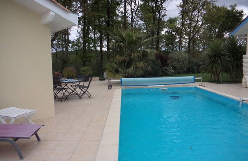 Tarnos Apartment | Gites Tarnos T2 with swimming pool