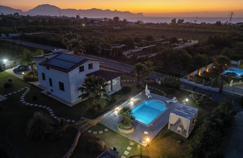 Balestrate Villa | GIUSEPPE HOUSE WITH PRIVATE POOL